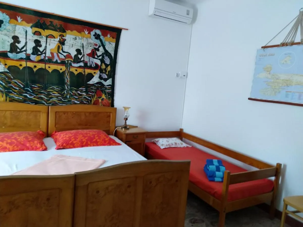Apartment Seaside Villa Katrine Banjol