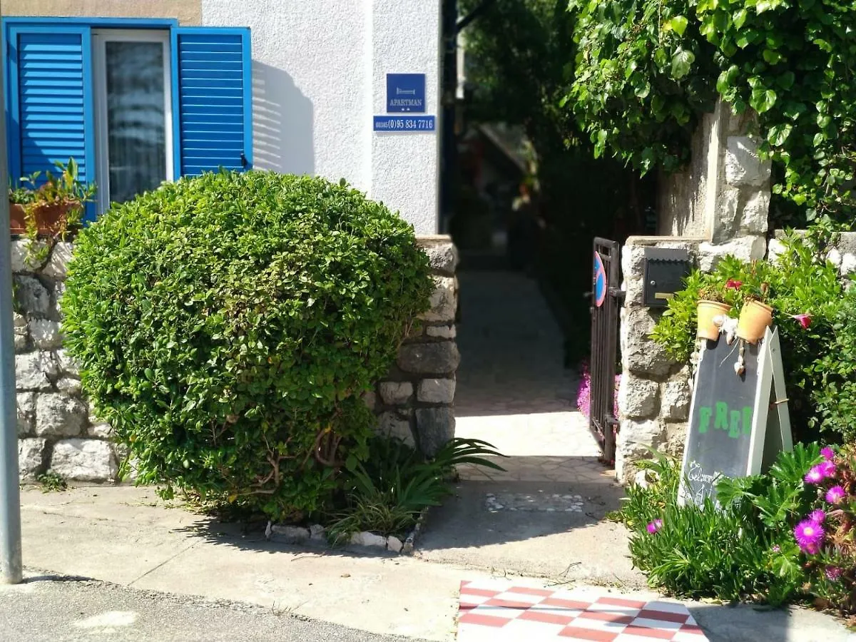 Apartment Seaside Villa Katrine Banjol Croatia