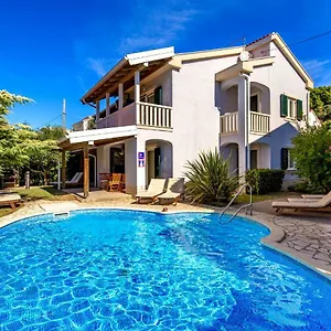 Rab Apartman